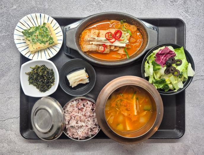 철판삼겹살김치찜