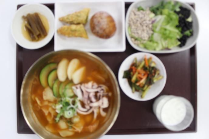 김치오징어수제비
