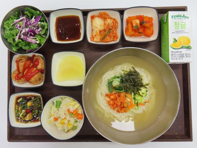 김치잔치국수