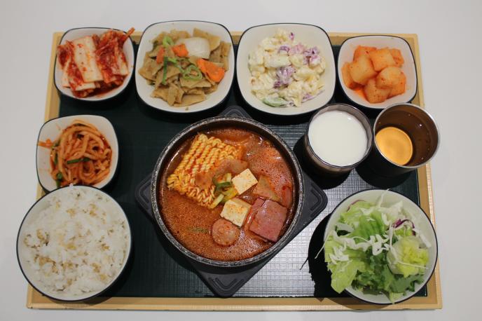 부대찌개